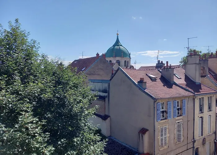 Belle Vue Centre-ville Historique De Dijon. Digione